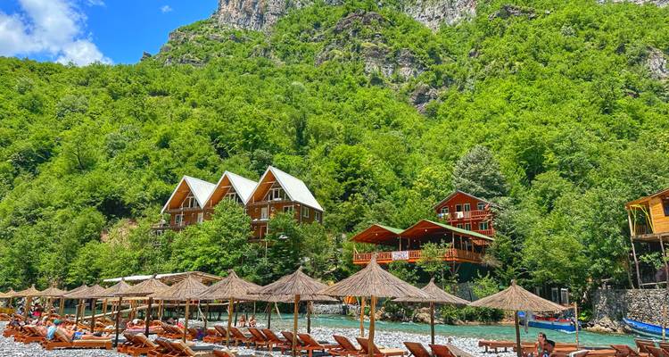 Depuis Tirana/Shkodra : excursion quotidienne sur la rivière Shala et le lac Komani - Smart Tour Albania 5