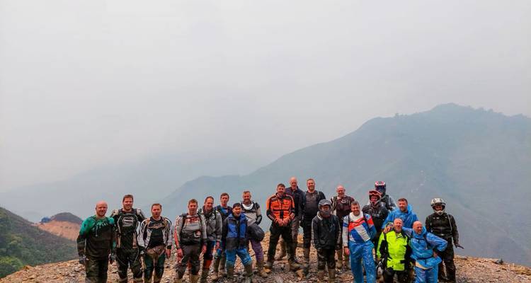 Circuit en moto dans le nord-ouest du Vietnam via Mai Chau, Mu Cang Chai, Ngoc Chien, Sapa - 10 jours - DNQ Travel 9