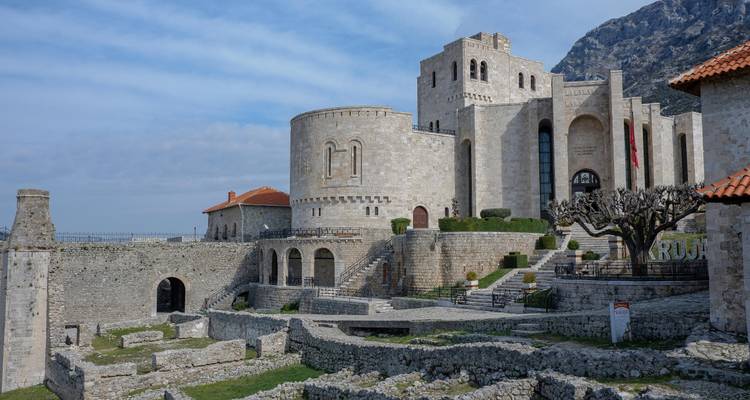 Château de Kruja, vieux bazar et point de vue de Sarisalltik - Circuit quotidien depuis Tirana - Smart Tour Albania 3