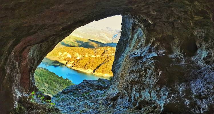 Depuis Tirana : Le lac Bovilla, le canyon et la randonnée dans la montagne Gamti - Smart Tour Albania 2