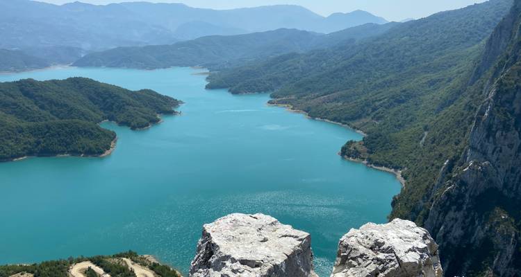 Depuis Tirana : Le lac Bovilla, le canyon et la randonnée dans la montagne Gamti - Smart Tour Albania 6
