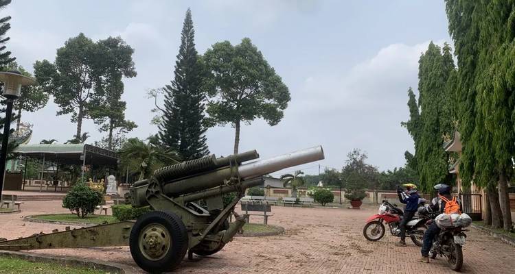 12-Day Legendary Saigon to Hanoi Motorbike Tour via Ho Chi Minh Trails and DMZ - DNQ Travel 4