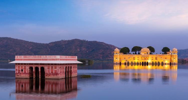 5 Days Golden Triangle Tour From Hyderabad - Zoya Holidays 2