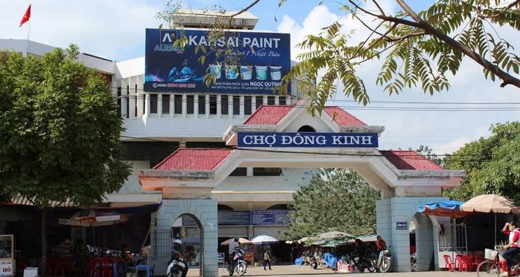 Breathtaking Northeast Vietnam Motorbike Tour to Ha Giang, Cao Bang, LANG SON – 8 Days - VietLong Travel 2