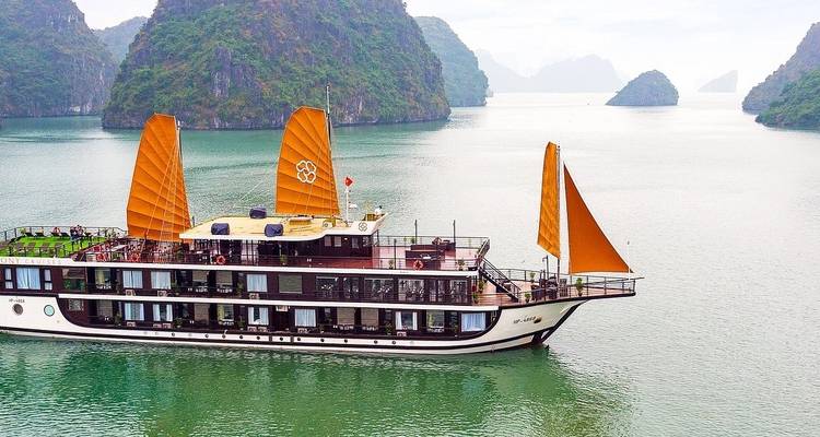 Peony Cruises 2 Days 1 Night - Ideal Travel Asia 1