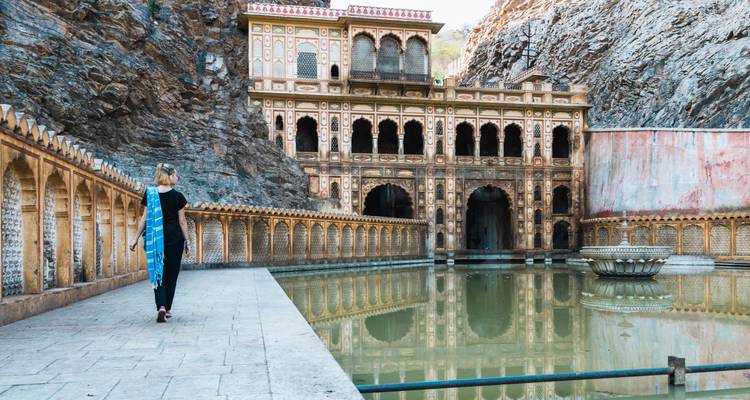 Geluxe: Northern India: Riverside Safaris, Ancient Fortresses & The Taj Mahal - G Adventures 4