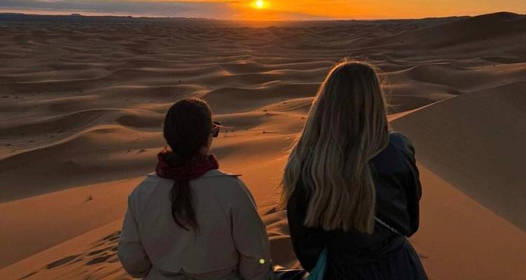 Circuit privé de 4 jours dans le désert du Sahara au départ de Marrakech : Promenade à dos de chameau et camp de luxe - Morocco Flawless Travels 3