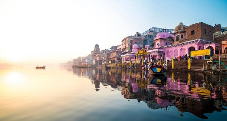 Circuit spirituel de 2 jours à Varanasi avec hébergement ! - Yoganshi Travel 4