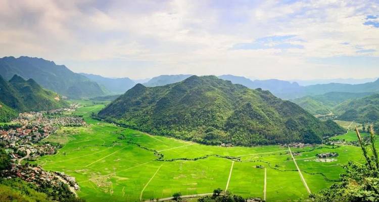 Hanoi Motorbike Tour To Hoi An Via Ho Chi Minh Trails, DMZ, Phong Nha Cave & Khe Sanh - VietLong Travel 2
