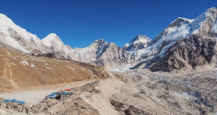 Excursión al campamento base del Everest - 15 días - Accessible Adventure Pvt. Ltd 1