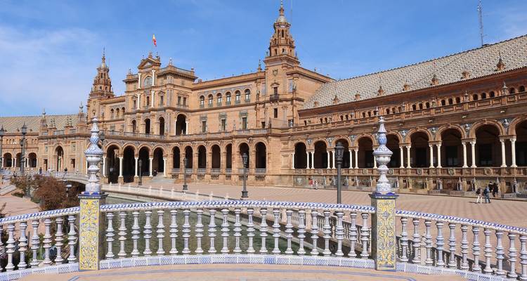 Lo más destacado de España y Portugal - Madrid Granada Sevilla Lisboa Oporto - Bucket List Group Travel LLC 4