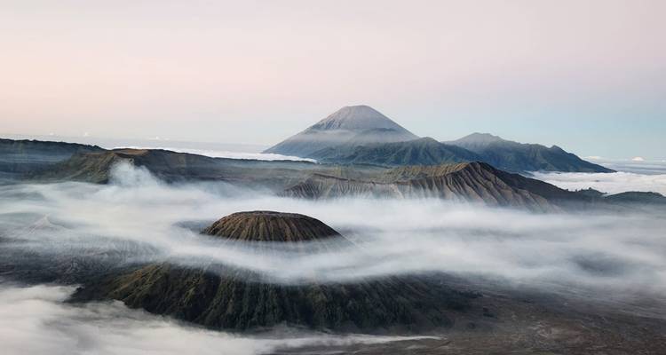 From Yogyakarta : Borobudur Climb to The Top, Mount Bromo and Ijen Vulcano - Ayla Tour and Transport 3