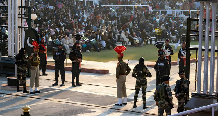 From Amritsar: 2 Days Amritsar City Tour -  Taj Voyages Tours  6