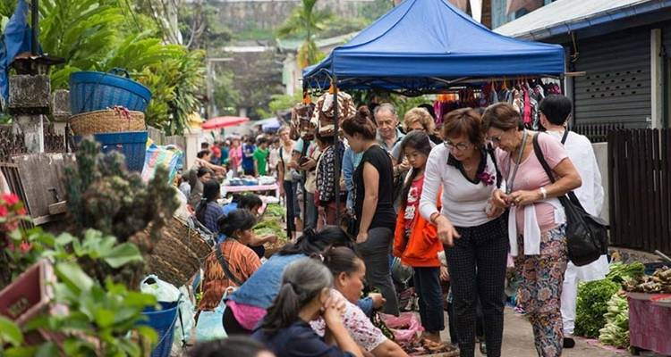 Circuito privado de 4 días Laos Laung Prabang - About Cambodia Travel & Tours 3