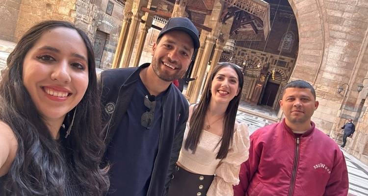 Circuito al Bazar de Khan el Khalili y a la calle Mo'az - Experience Egypt Tours 1