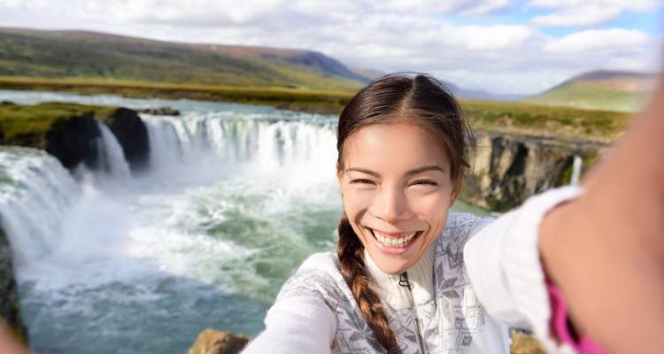 7-Day Journey Around Iceland - Snaeland Travel 4