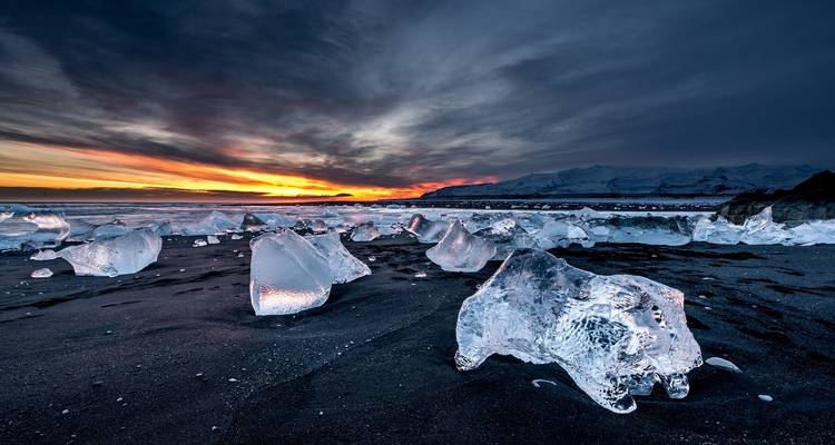 3-Day Northern Lights Hunt & Glacier Lagoon Tour - Snaeland Travel 10