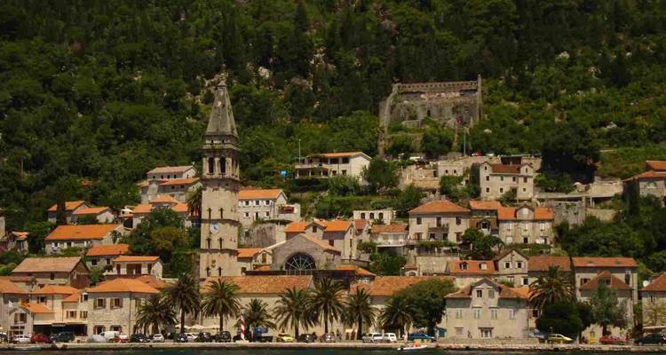 Aventure de randonnée autoguidée au Monténégro : La baie de Kotor et le lac Skadar hors des sentiers battus - 3e Travel Montenegro 6