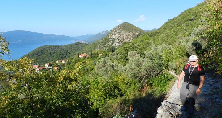 Aventure de randonnée autoguidée au Monténégro : La baie de Kotor et le lac Skadar hors des sentiers battus - 3e Travel Montenegro 10