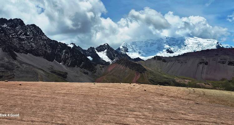 Montaña del Arcoíris (Vinicunca): circuito en grupo en cuatrimoto - Peru Trek 4 Good 7