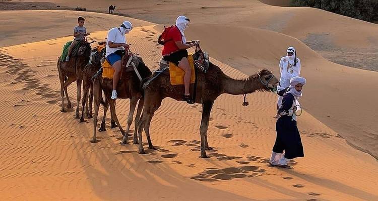 Circuit 3 jours dans le désert de Merzouga Départ pour la galerie de Fès - Morocco Trip Travel 10
