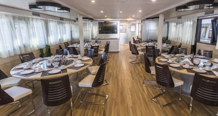 Croisière aller simple de Dubrovnik à Split, MS Desire 2025 - Kompas 4
