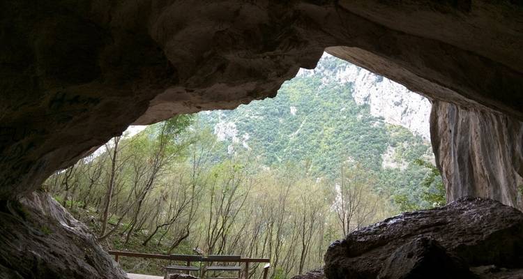 Tirana: Small Group Hiking Tour of Pellumbas Cave & Erzeni Canyon - Choose Balkans 6