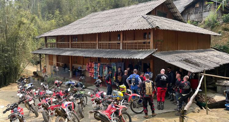 Lo mejor del norte de Vietnam ruta en moto a Bac Ha, Hagiang, Dong Van - VietLong Travel 3