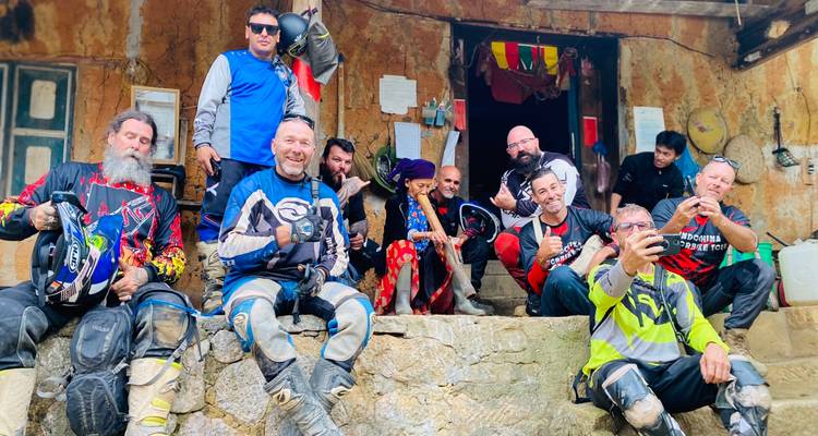 Lo mejor del norte de Vietnam ruta en moto a Bac Ha, Hagiang, Dong Van - VietLong Travel 9