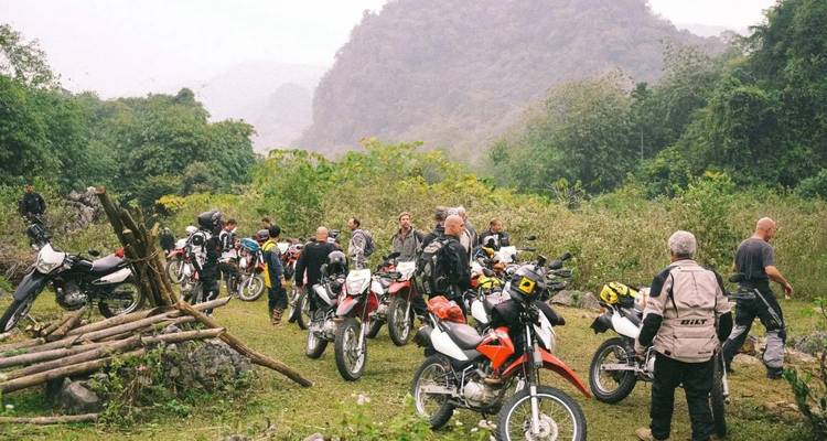 Circuito en moto por Vietnam por las rutas de Ho Chi Minh de Hanói a Saigón pasando por las Tierras Altas Centrales - VietLong Travel 3