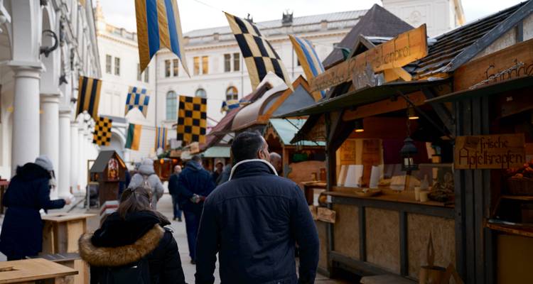 European Christmas Markets featuring Prague, Vienna & Budapest (Prague to Budapest) (2025) - Collette 6