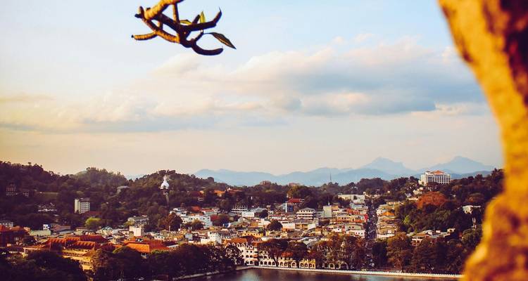 Sri Lanka on a Shoestring - Encounters Travel 1