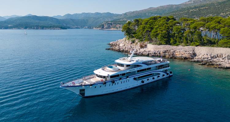 Dubrovnik to Split with Lastovo, MS Desire 2025 - Kompas 2