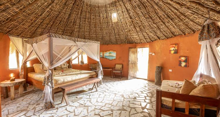 Desde Zanzíbar : Safari de 2 días Reserva de Caza Selous - Beach and Safari Holidays 9