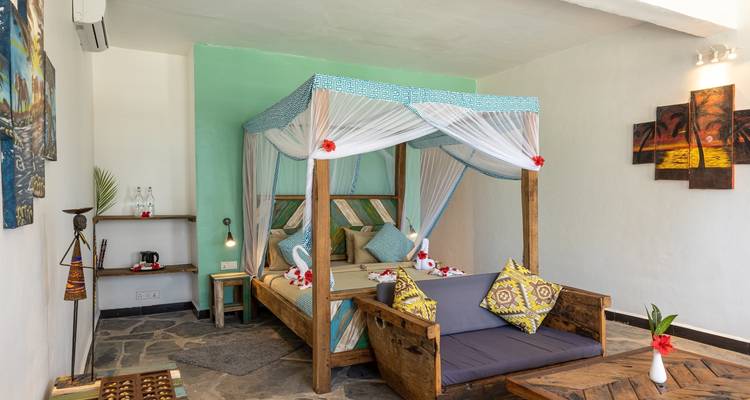 Zanzibar 14 days Diving Holiday, Diving & Beach Escape Trip - Beach and Safari Holidays 4