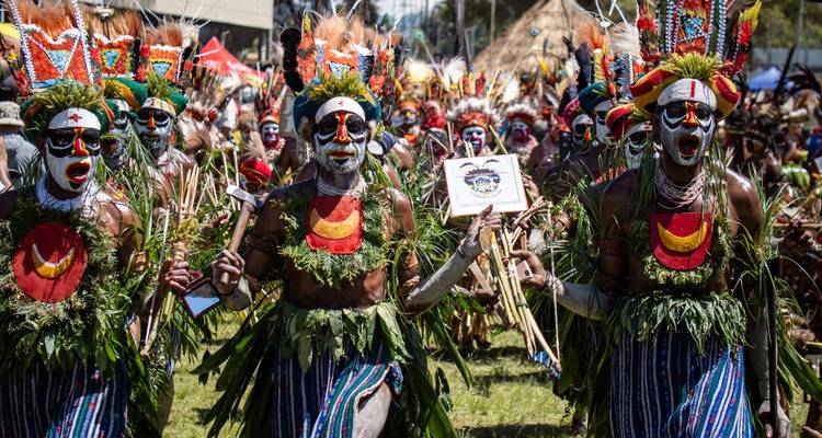 Goroka Festival and Asaro Mudmen Day trip 5-night Tour - Klerht Cove - Indigo Safaris 2