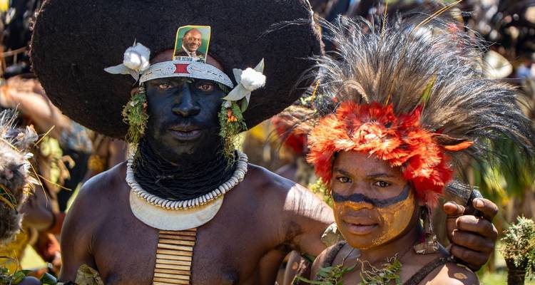 Goroka Festival and Asaro Mudmen Day trip 5-night Tour - Klerht Cove - Indigo Safaris 4