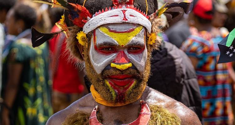 Goroka Festival and Asaro Mudmen Day trip 5-night Tour - Klerht Cove - Indigo Safaris 7