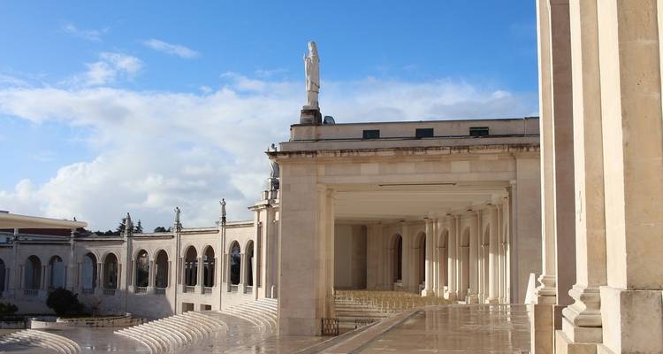 5 Day Lisbon including visit to Fatima, Nazare, Sintra, Cabo da Roca, Cascais & Estoril. - STM Tours LLC 4