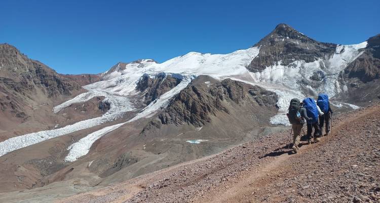Trek & Climb: Cerro Montura (4,950m) & Mendoza Vineyards Tour - Unu Raymi Expeditions 1