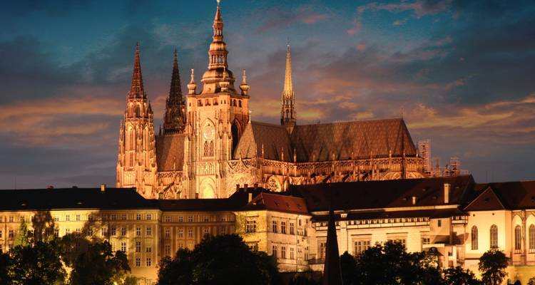 CHRISTMAS MARKETS OF HABSBURG CAPITALS   - Kompas 1