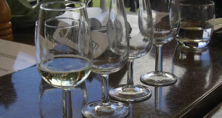 Tour de Beechworth to Bright -  Easter Weekend Guided tour - Tour de Vines 4