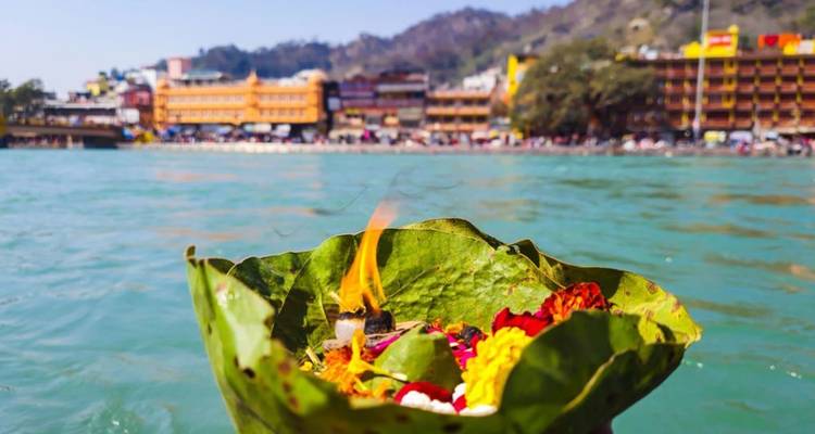 Excursión espiritual de 2 días a Haridwar desde Delhi - Yoganshi Travel 1