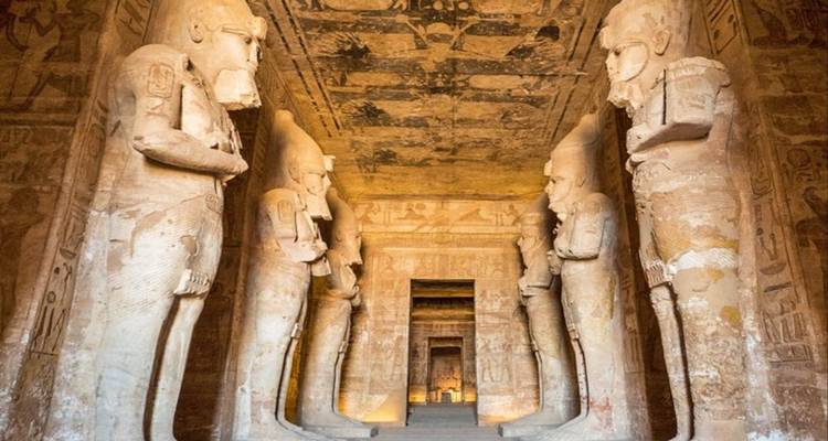 Descubriendo las Maravillas de Egipto y los Cruceros Dahabiya - Nilvison Egypt Tours  9