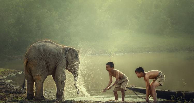15 Days Historical Thailand and Vietnam Tour  (private guide & driver） - UME Travel Co. Ltd 6