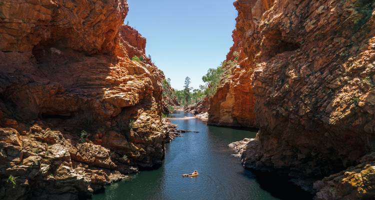 4 Day Red Centre Uluru to West MacDonnell 4WD Tour - to/from Alice Springs - Autopia Tours 7