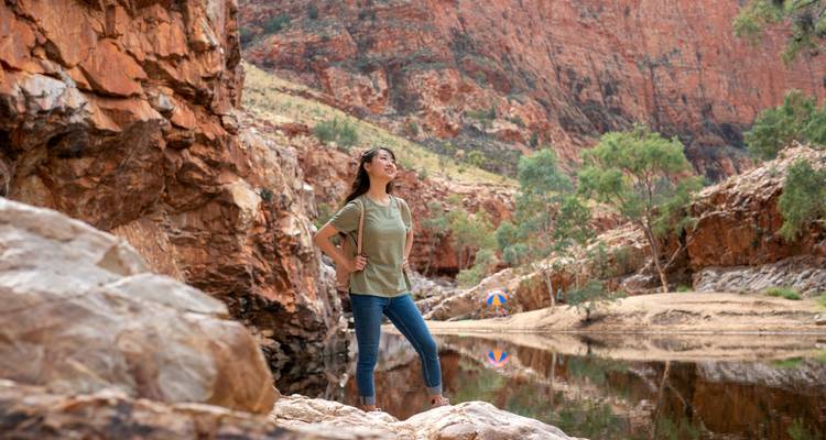 4 Day Red Centre Uluru to West MacDonnell 4WD Tour - to/from Alice Springs - Autopia Tours 10