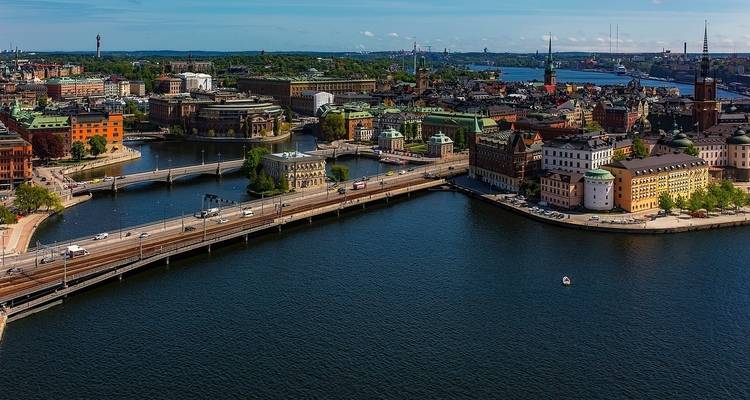 4 Day Stockholm including Wildlife Safari, Hike in Nature Reserve & Kayak Boat Tour - STM Tours LLC 3