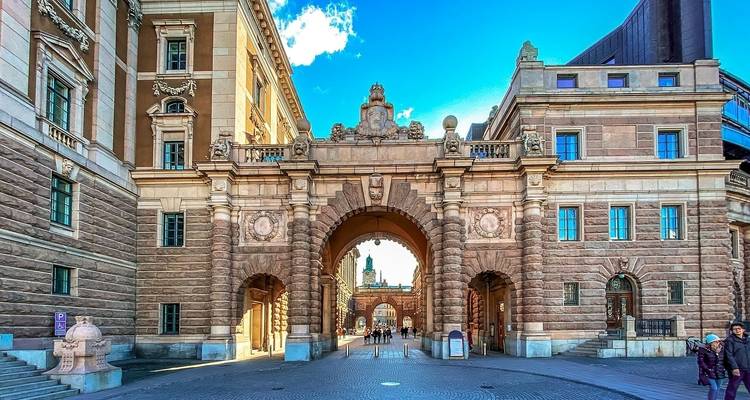 4 Day Stockholm including Wildlife Safari, Hike in Nature Reserve & Kayak Boat Tour - STM Tours LLC 6