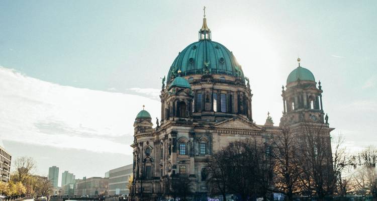 [Autoguiado] Alemania y Checoslovaquia en 8 días - WiseYatra 1